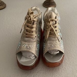 Anthony Wang Collection Banana-9, Sparkle Glitter Sandals,Size 9, Color Gold NWT